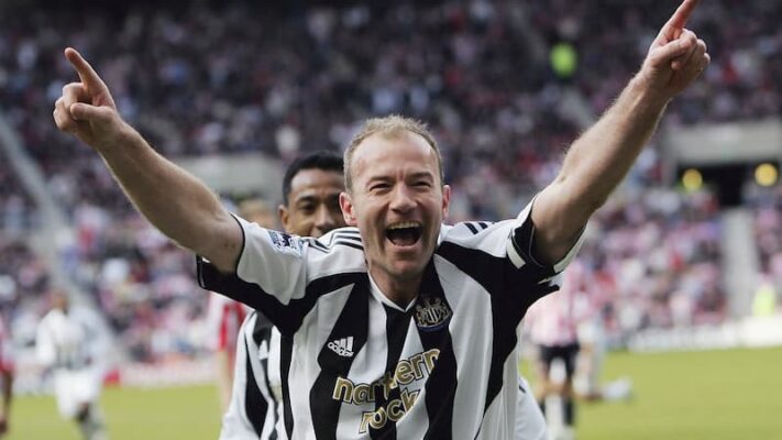 Alan Shearer cầu thủ bóng đá hàng đầu tại EPL